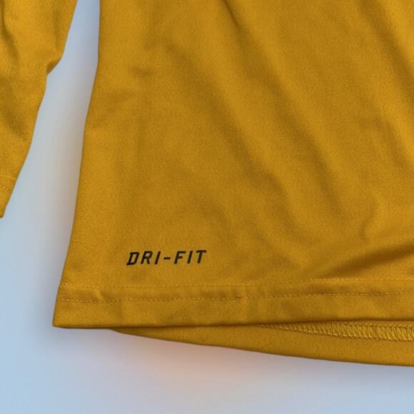 NIKE Boy’s Medium Yellow Long Sleeve Performance T-Shirt - Picture 3 of 6